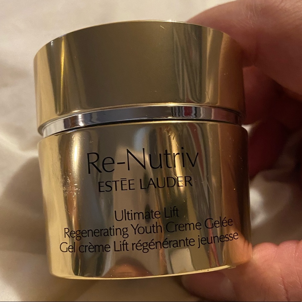 Estée Lauder Re-nutriv